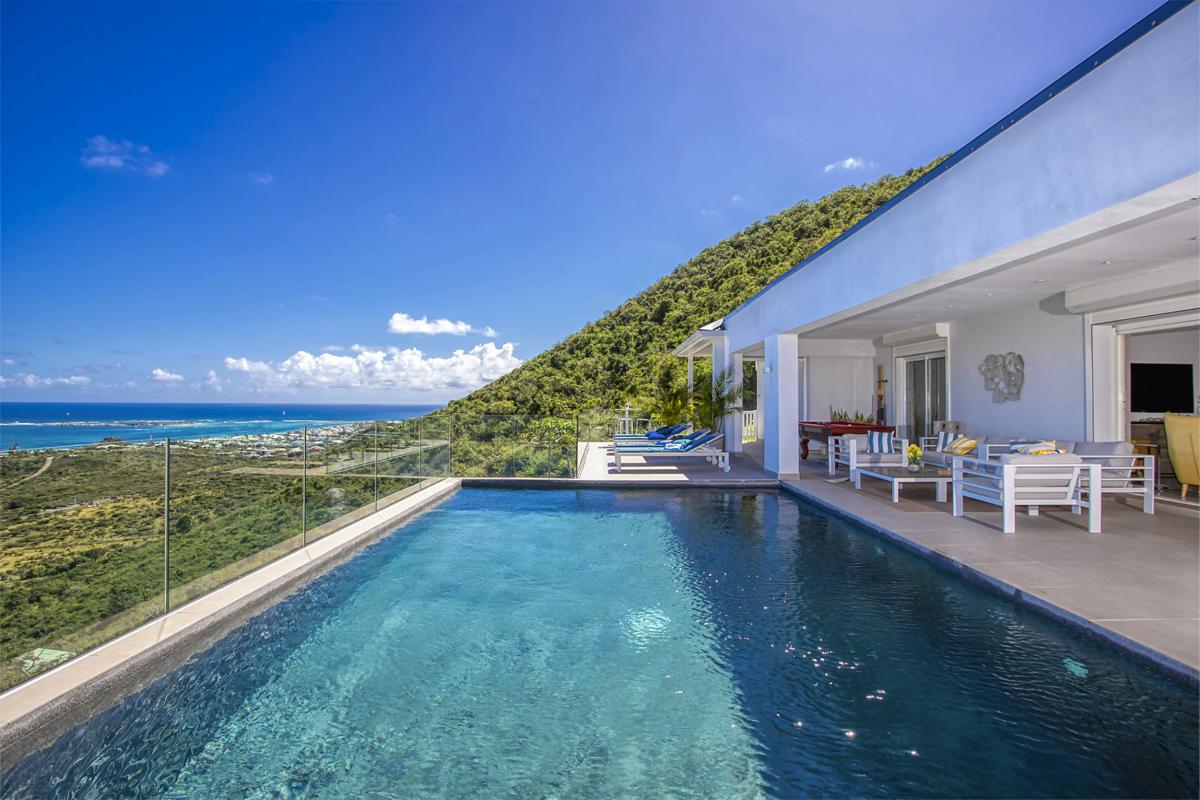 A louer villa 4 chambres Mont Vernon Saint Martin_ Piscine - 4.